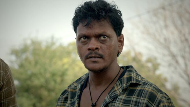 Thadayam season 1 episode 3 on Zee5