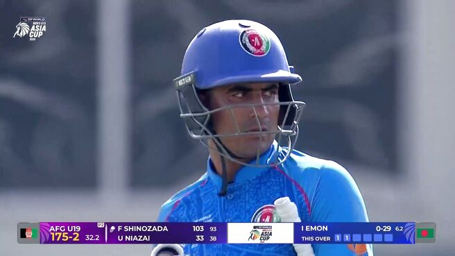 Wicket! Faisal Falls Attempting The Audacious Ramp on Sony LIV