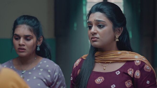 Auto Vijayashanthi season 1 episode 19 on Zee5