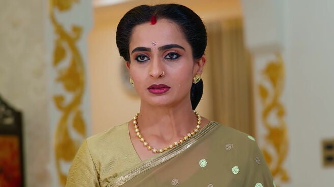 Aval Varuvala season 1 episode 61 on Zee5