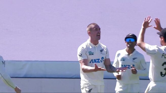 Wicket! Tickner Cleans Up Chase With A Fabulous Delivery on Sony LIV