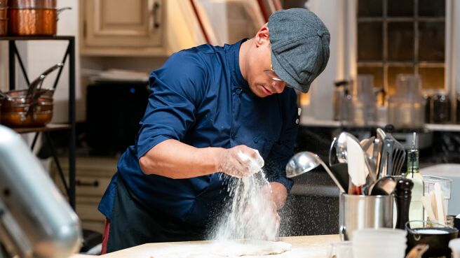 Last Bite Hotel season 1 episode 3 on Discovery Plus