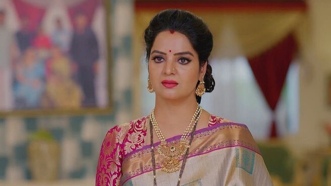 Ummadi Kutumbam season 1 episode 24 on Zee5