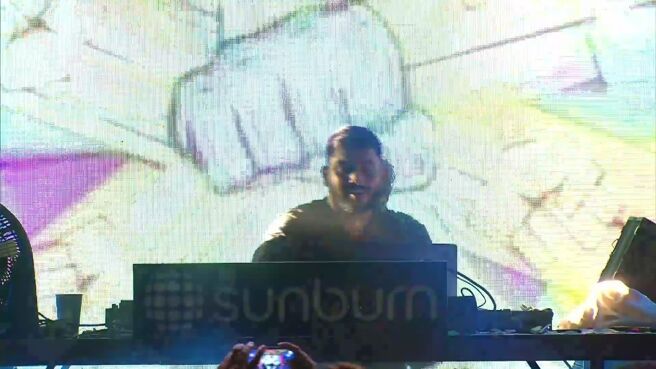 Sunburn Holi Weekend season 1 episode 5 on Zee5
