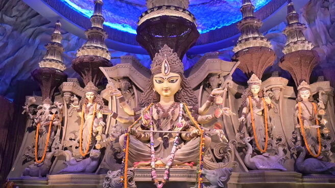Pujo Parikrama season 1 episode 15 on Zee5