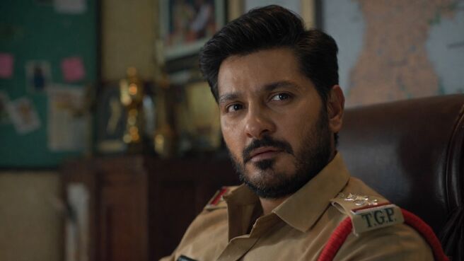 Nayanam season 1 episode 4 on Zee5