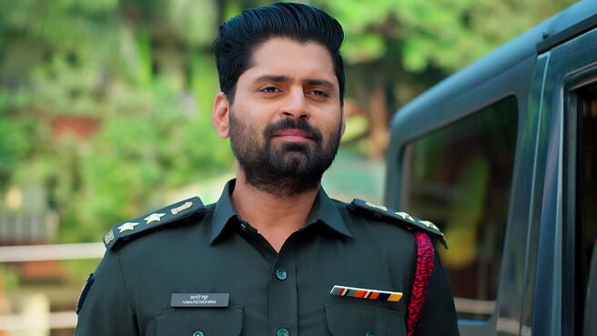 Smart Play - Nindu Noorella Saavasam season 1 episode 13 on Zee5