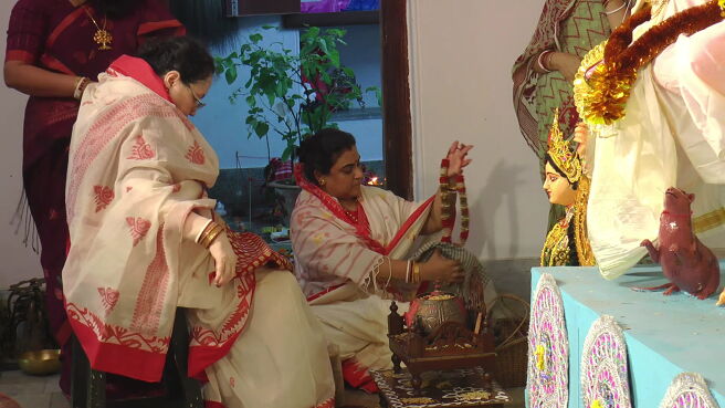 Pujo Parikrama season 1 episode 2 on Zee5
