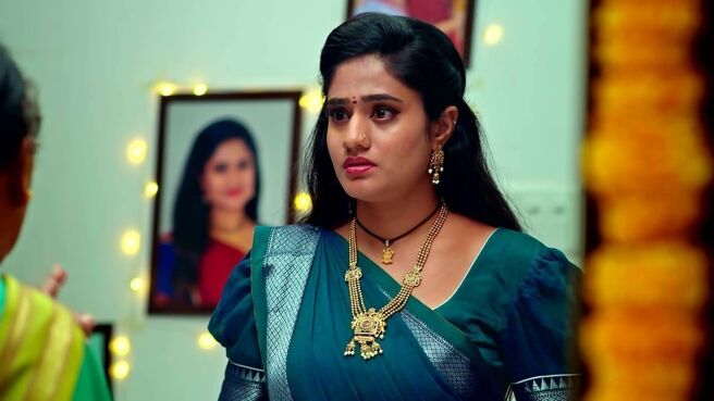 Jagadhatri season 1 episode 11 on Zee5