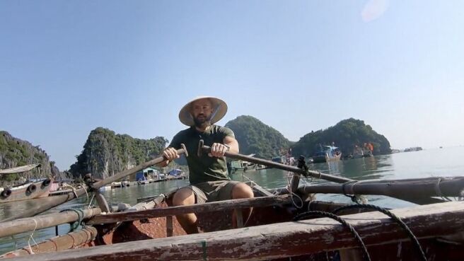 18 Wheels Across Vietnam season 1 episode 1 on Discovery Plus