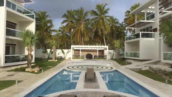 Caribbean Life season 1 episode 10 on Discovery Plus