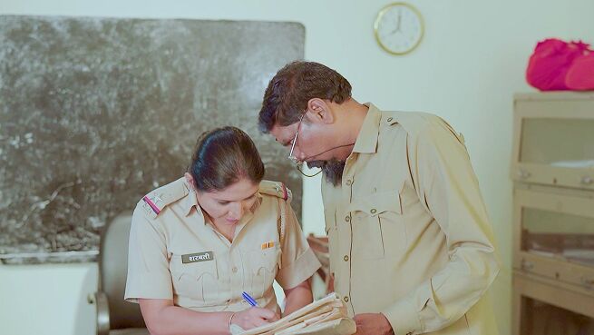 Tucha Lambardar season 1 episode 5 on Chaupal