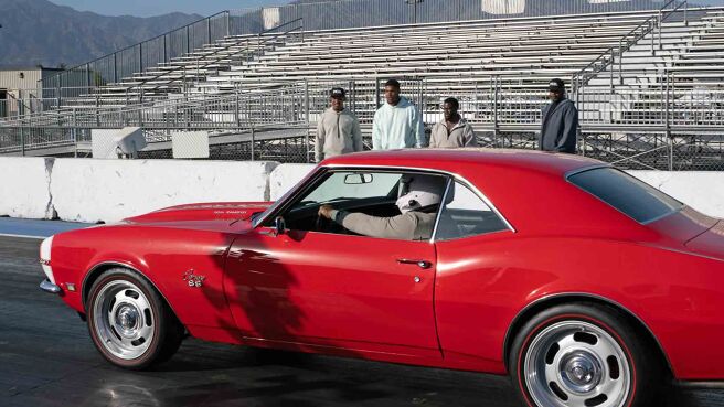 Kevin Hart's Muscle Car Crew season 1 episode 2 on Discovery Plus