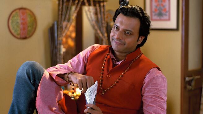 Sriman Bhogoban Das season 1 episode 5 on Zee5