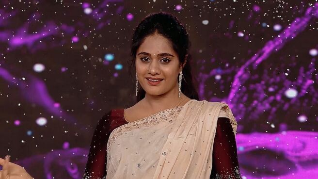 Jagadhatri season 1 episode 15 on Zee5