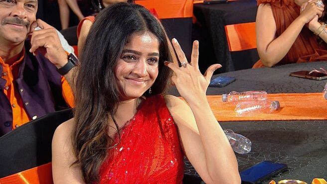 Zee Marathi Utsav Natyancha Award 2024 season 1 episode 1 on Zee5