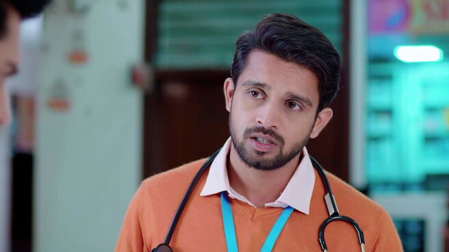 Karna season 1 episode 10 on Zee5