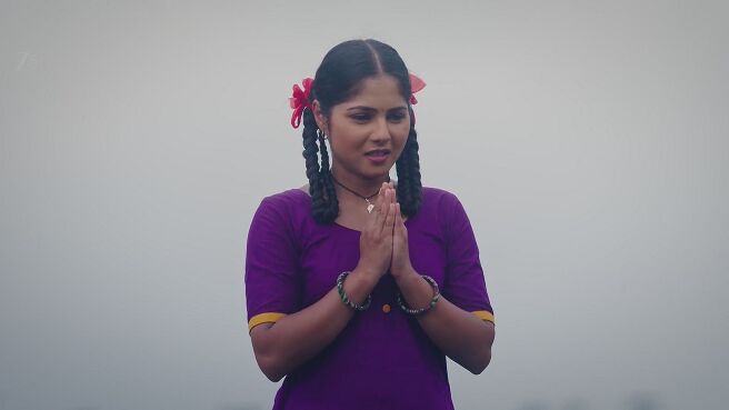 Kamali season 1 episode 1 on Zee5