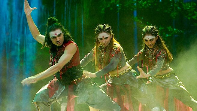 An Unforgettable Performance By Pranay, Vaishnavi & Aditi on Sony LIV