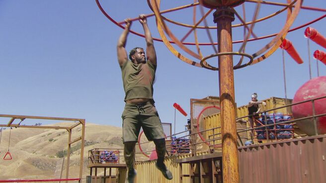 Dodgeball Thunderdome season 1 episode 3 on DiscoveryPlus