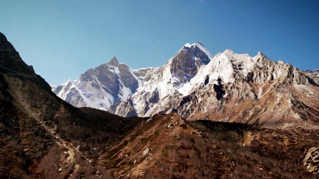 The Ganges With Sue Perkins season 1 episode 1 on Sony LIV