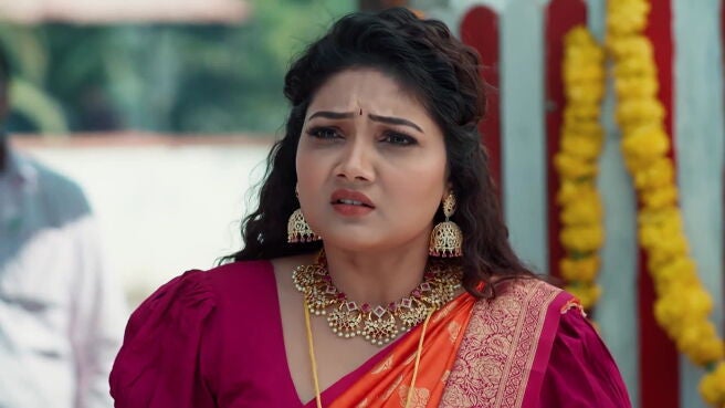 Lakshmi Raave Maa Intiki season 1 episode 25 on Zee5
