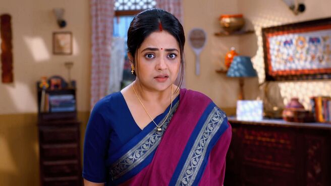 Sriman Bhogoban Das season 1 episode 16 on Zee5