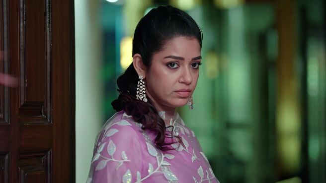 Smart Play - Amruthadhaare season 1 episode 8 on Zee5