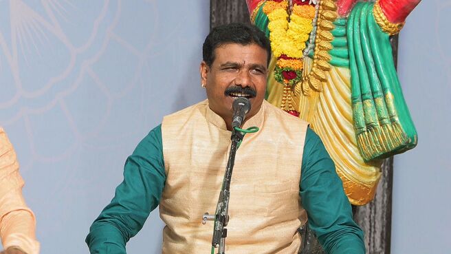 Gajar Kirtanacha Sohala Anandacha season 1 episode 13 on Zee5