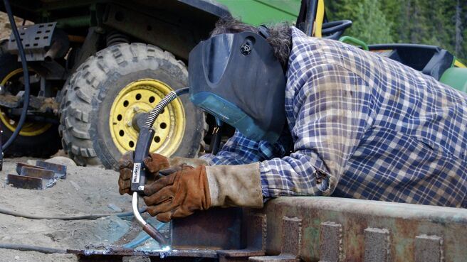 Gold Rush season 1 episode 5 on Discovery Plus