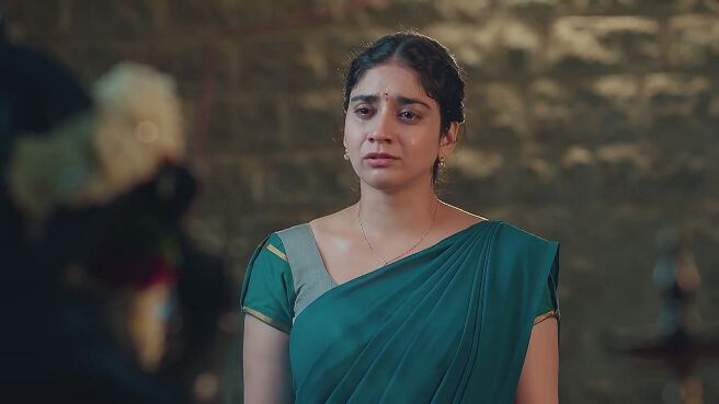 Auto Vijayashanthi season 1 episode 20 on Zee5