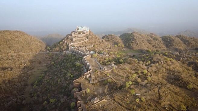 India : Marvels & Mysteries with William Dalrymple season 1 episode 1 on Discovery Plus