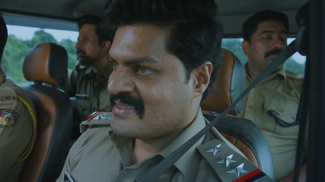 Kammattam season 1 episode 3 on Zee5