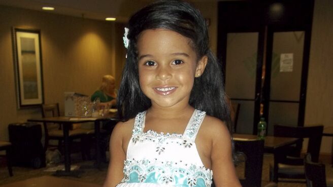 Toddlers & Tiaras season 5 episode 27 on Discovery Plus