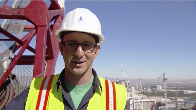 Build it Bigger season 3 episode 1 on DiscoveryPlus