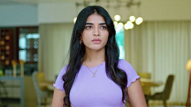 Karna season 1 episode 17 on Zee5