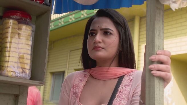 Mittir Bari season 1 episode 18 on Zee5
