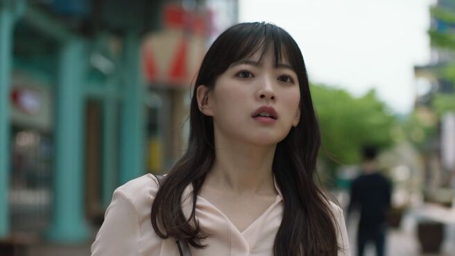 Be Melodramatic  season 1 episode 12 on Zee5