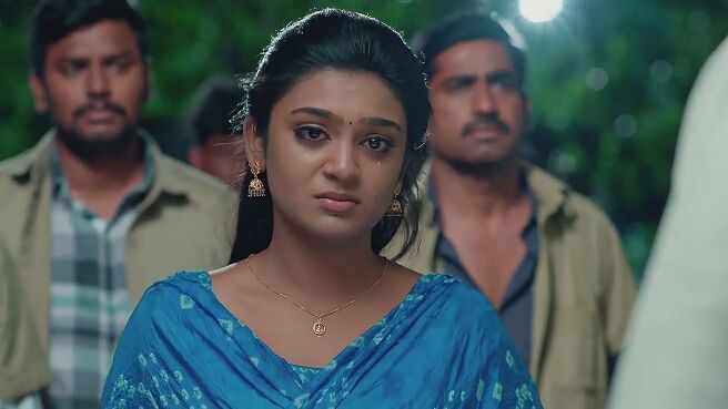 Auto Vijayashanthi season 1 episode 15 on Zee5