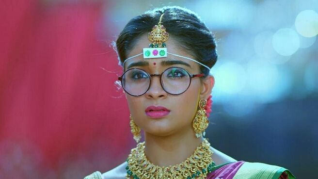 Brahmagantu season 1 episode 19 on Zee5
