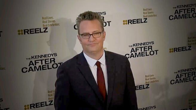 Matthew Perry: A Hollywood Tragedy season 1 episode 1 on Discovery Plus