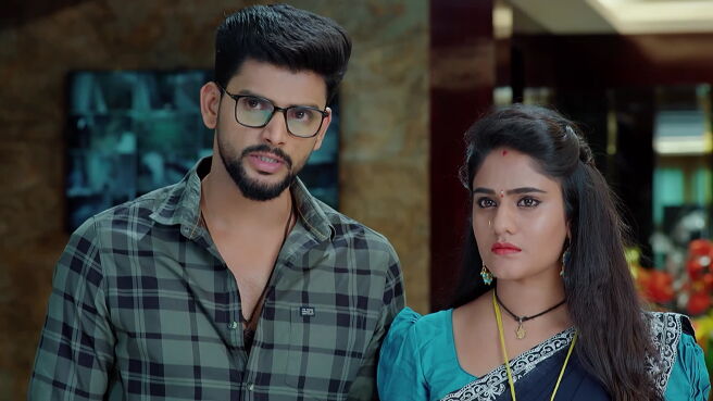Smart Play - Jagadhatri season 1 episode 39 on Zee5