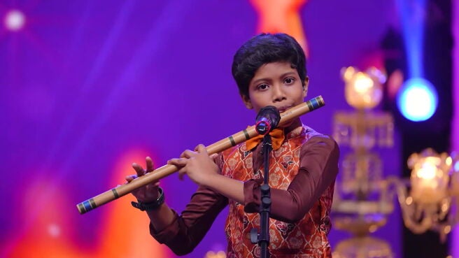 Sonar Jalsaghar season 1 episode 11 on Zee5