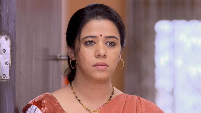 Mere Raja Ki Rani season 1 episode 10 on Zee5