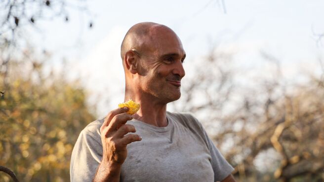 Ed Stafford's Rite of Passage season 1 episode 4 on Discovery Plus