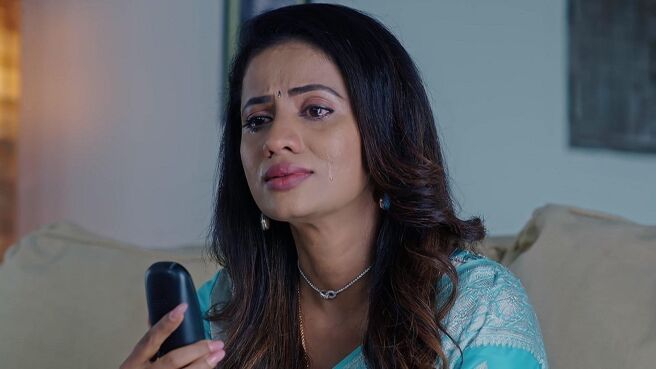 Bidhilipi season 1 episode 2 on Zee5