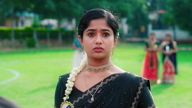 Bidhilipi season 1 episode 12 on Zee5