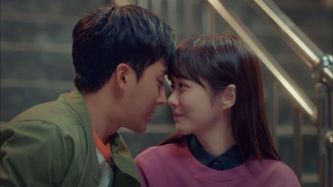 Couple on the Backtrack season 1 episode 12 on Zee5