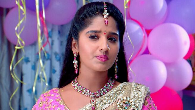 Raktha Sambandha season 1 episode 42 on Zee5