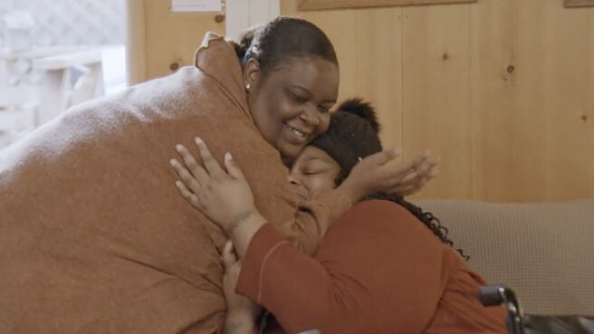 1000-lb Roomies season 1 episode 5 on Discovery Plus